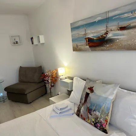 Tei-zi Apartments2 *