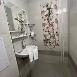 Tei-zi Apartments2 شقة